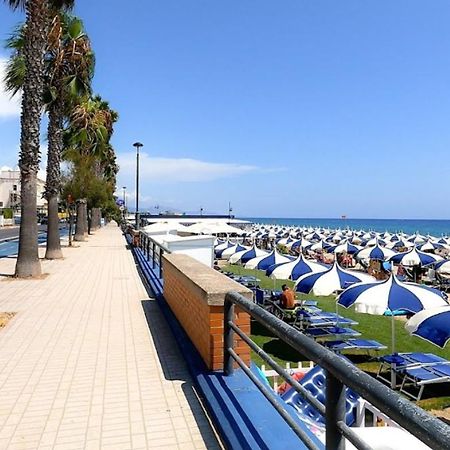 Calliope Terracina Zewnętrze zdjęcie